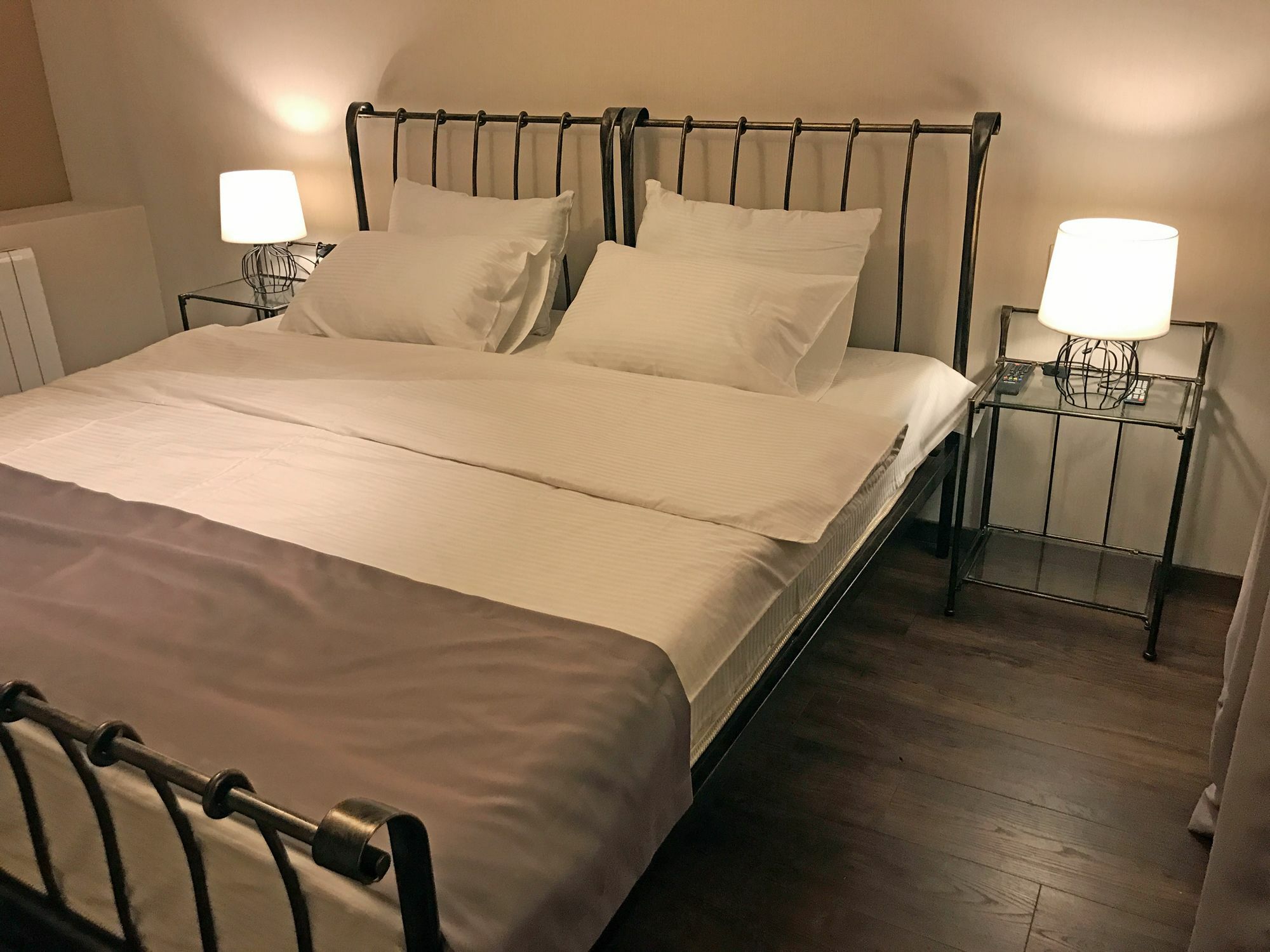 Oc Apartments Τυφλίδα Εξωτερικό φωτογραφία